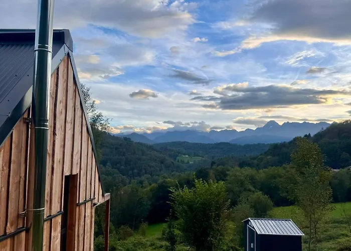 Du Valier Avec Bain Nordique Horská chata *